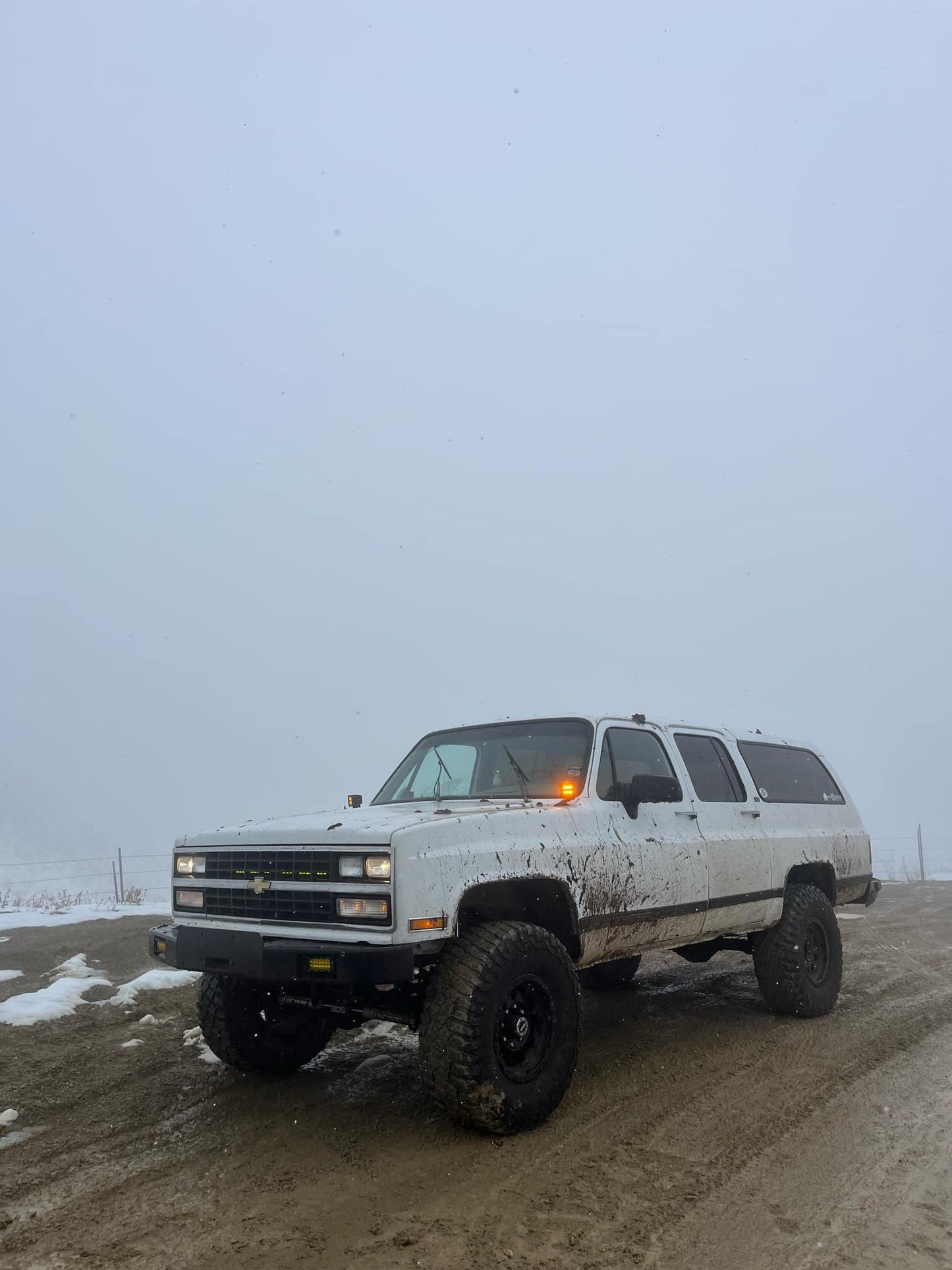 Square Body Ditch Light Mount 1981-1987 (91')