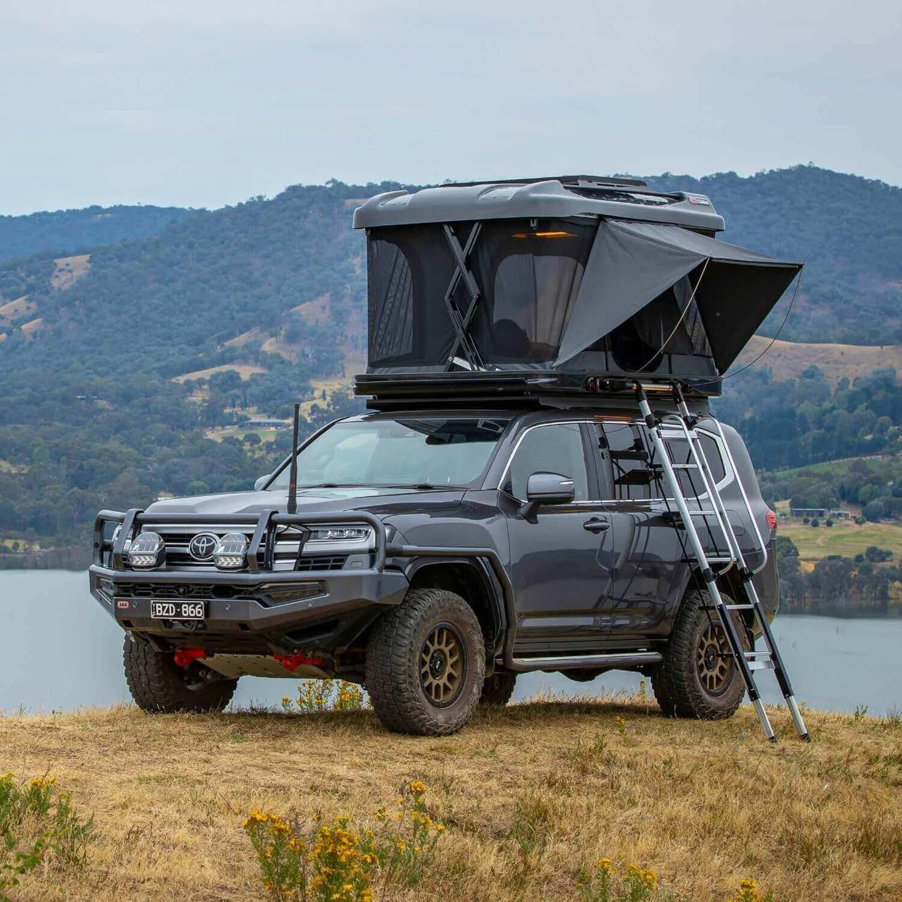 ARB Altitude Rooftop Tent | 802500